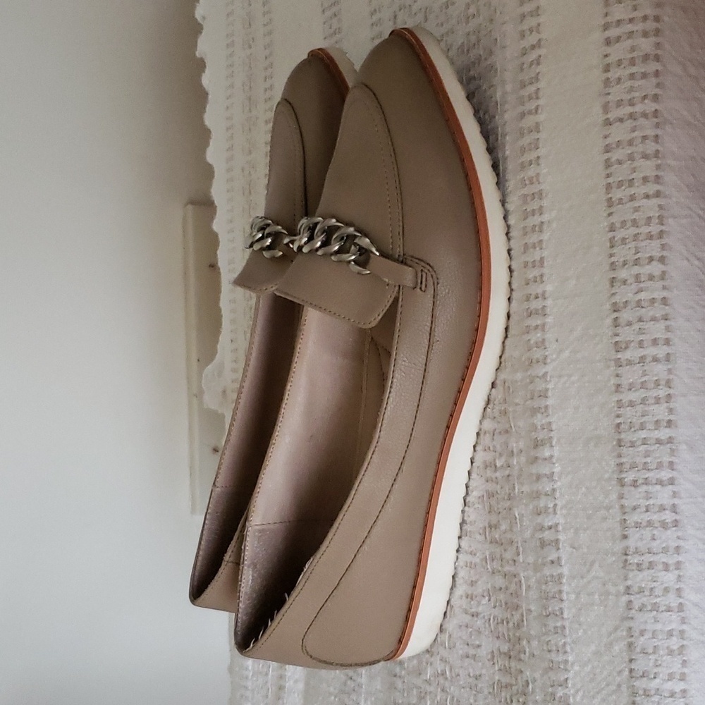 Adrienne Vittadini 'Linus' chain loafer, faux leather, taupe beige, women size 8 - Picture 3 of 8